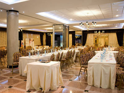 Hotel Ramada By Wyndham Buenos Aires 4*