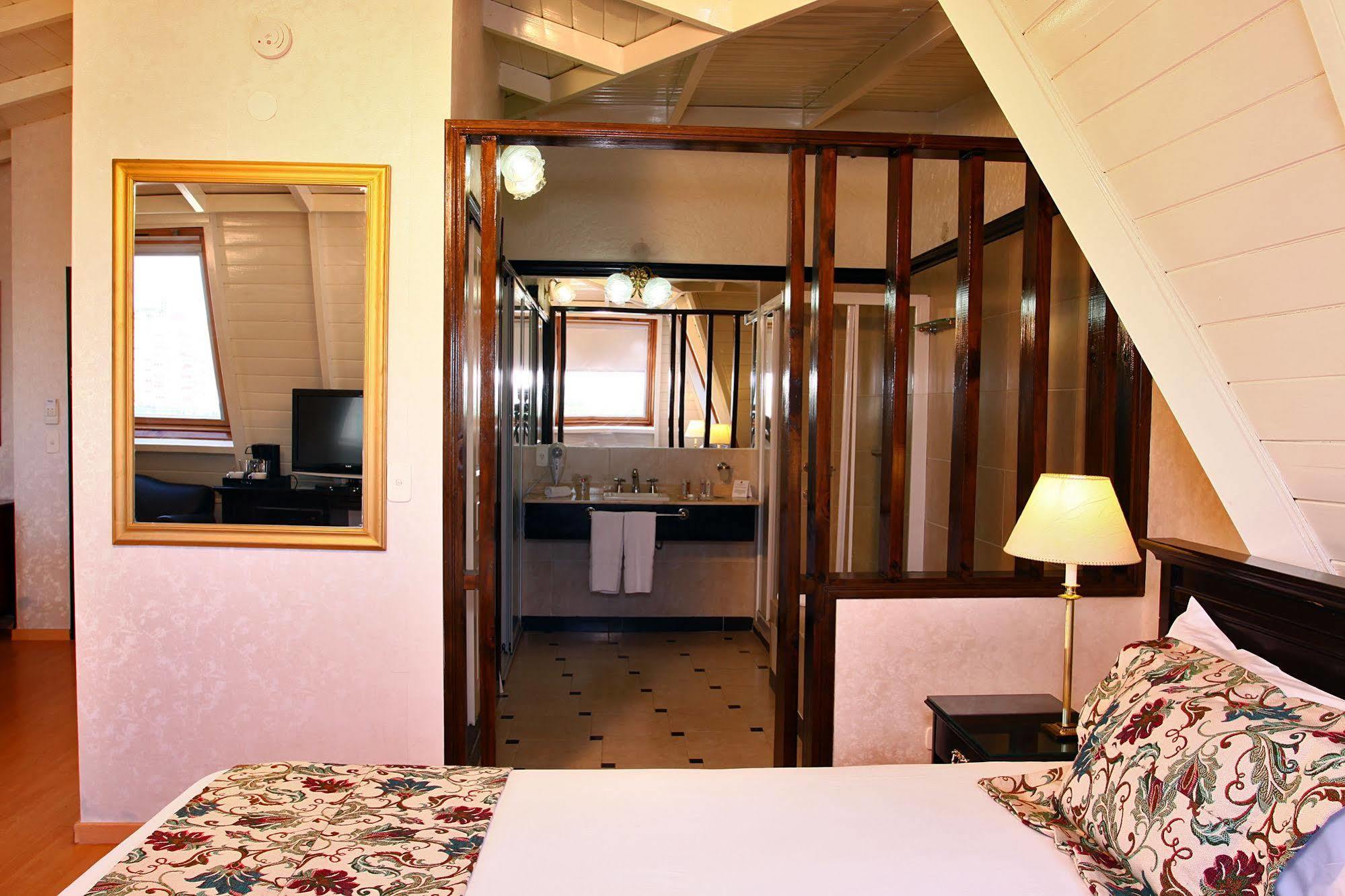 Hotel Ramada By Wyndham Buenos Aires
