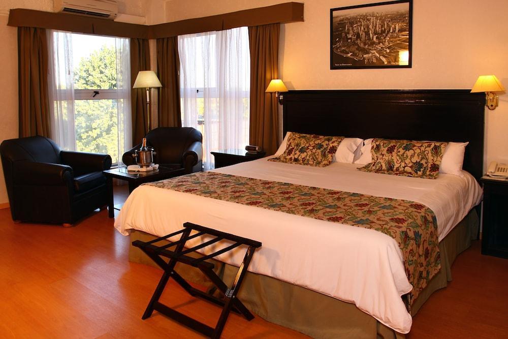 Ramada By Wyndham Buenos Aires Hotel 4*